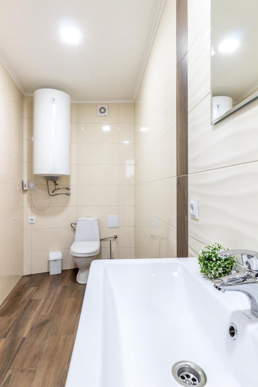 City Center Vip Studio Apartment Лвив Екстериор снимка